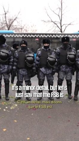 📹 TEASER: Inside Russia - Julian Colling, French journalist expelled from Russia speaks

This video takes you behind the scenes of news, journalism and Russian society. 

What is it like to be a journalist against the backdrop of increasing repression and militarisation in Russian society following the full-scale invasion of Ukraine? French correspondent Julian Colling, who has been expelled from Russia after eight years of working in Moscow, has this to say.

Censorship, surveillance and constant pressure have made it increasingly difficult, and in some cases virtually impossible, to keep people informed. But the situation is even more serious for Russian journalists. 48 Russian and Ukrainian journalists are currently in prison for doing their job. His account sheds light on the state of Russian society: fear of denunciation, widespread surveillance, the FSB network, the disappearance of civil society and the exile of those who refuse to remain silent.
Watch the full video on our YouTube channel or via the link in our bio 🔗

—
📹 TEASER : Julian Colling, journaliste français expulsé de Russie, témoigne

Regarder cette vidéo c'est se plonger les backstage de l'information, du journalisme et de la société russe.

Comment être journaliste dans un contexte de durcissement et militarisation accélérée de la société depuis le début de la guerre en Ukraine ? Expulsé de Russie après huit ans à Moscou, le journaliste français Julian Colling témoigne.

Censure, surveillance, pressions constantes : informer est devenu de plus en plus difficile voir quasiment impossible. Mais la situation est encore plus grave pour les journalistes russes. 48 journalistes russes et ukrainiens sont actuellement en prison pour avoir fait leur métier.

Ce témoignage éclaire l’état de la société russe : peur des dénonciations, contrôle généralisé, réseau du FSB, disparition de la société civile et exil de celles et ceux qui refusent de se taire.

Regarder la vidéo en entier sur notre chaîne youtube ou dans le lien en bio 🔗